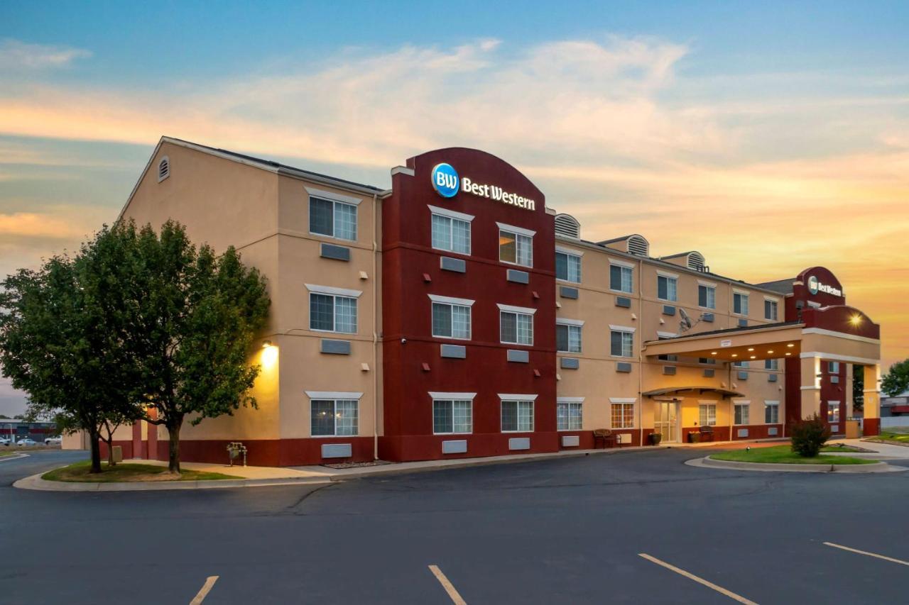 Best Western Governors Inn And Suites Wichita Eksteriør billede