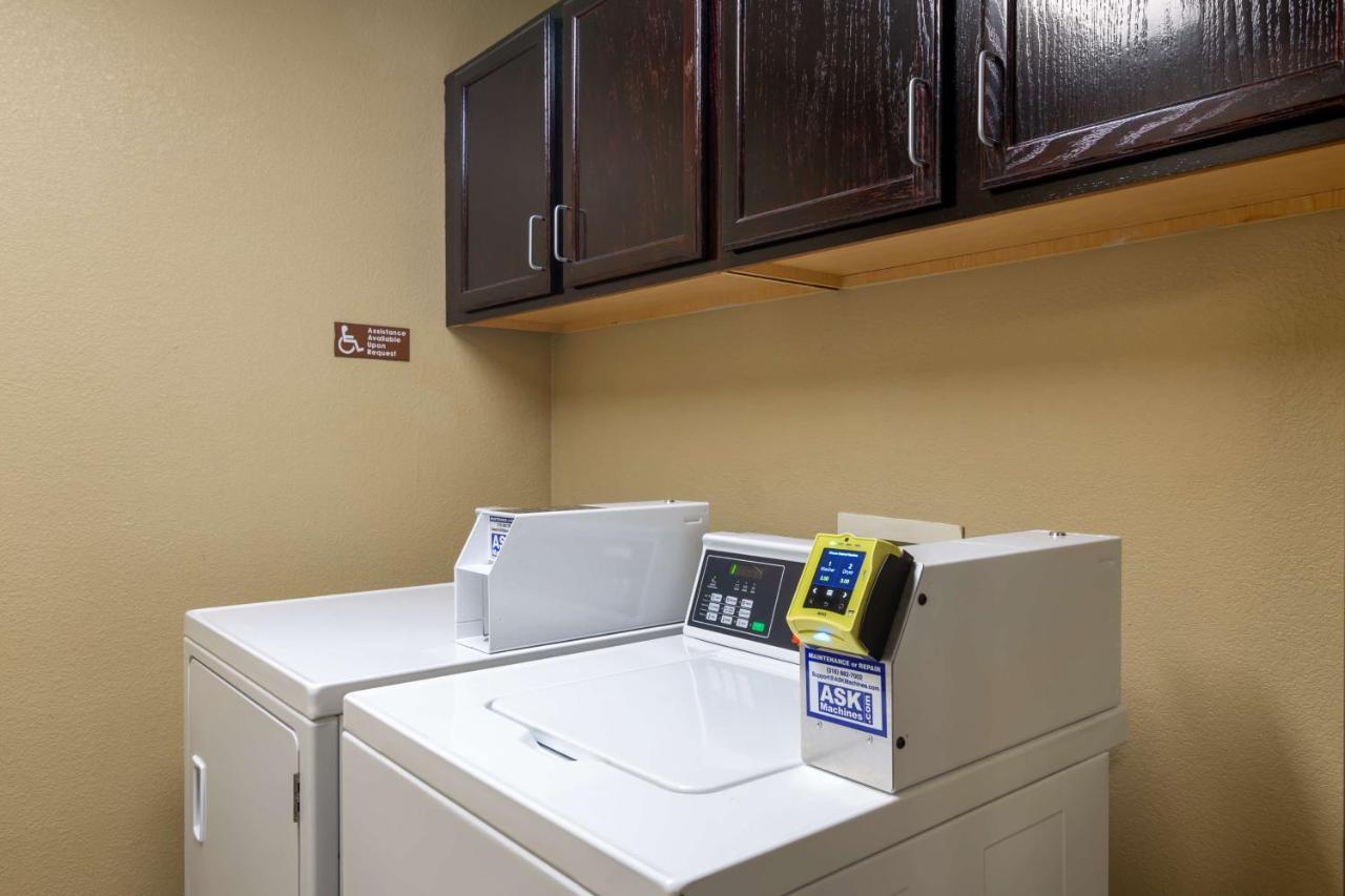 Best Western Governors Inn And Suites Wichita Eksteriør billede